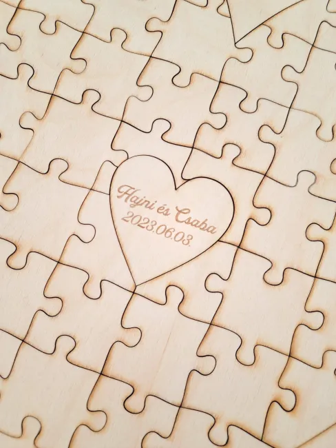 Puzzle vendégkönyv